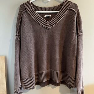 American Eagle Outfitters V-Neck Knit Sweater  Brown 100% cotton
